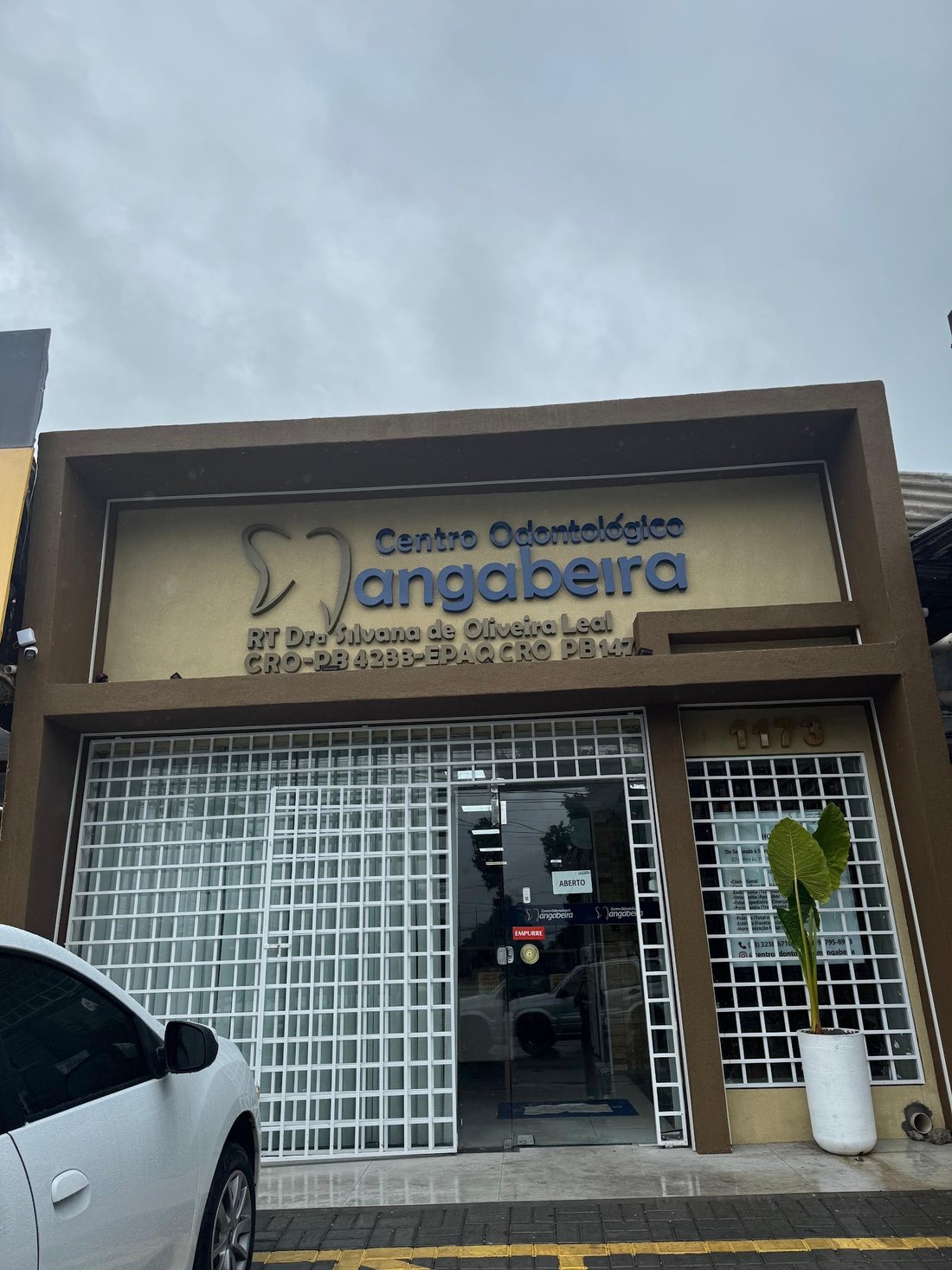 Fachada da clínica